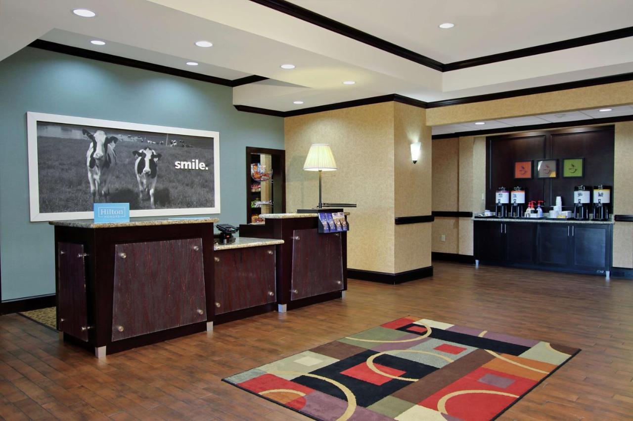Hampton Inn & Suites Buffalo Luaran gambar